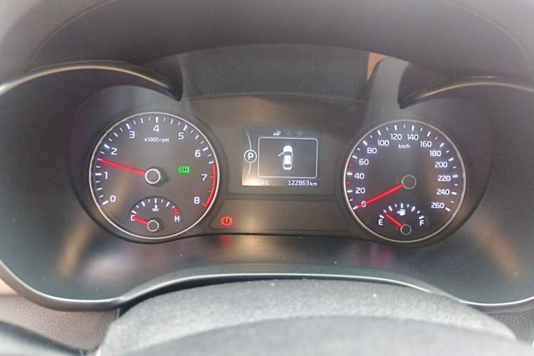 Used Kia K5 2016 1.6T Automatic LUX Instrument Cluster