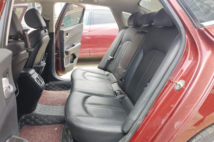 Used Kia K5 2016 2.0L Automatic LUX Left Rear Seat