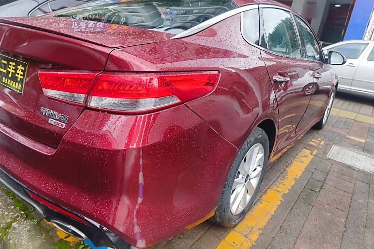 Used Kia K5 2016 1.6T Automatic LUX Right Rear Taillight