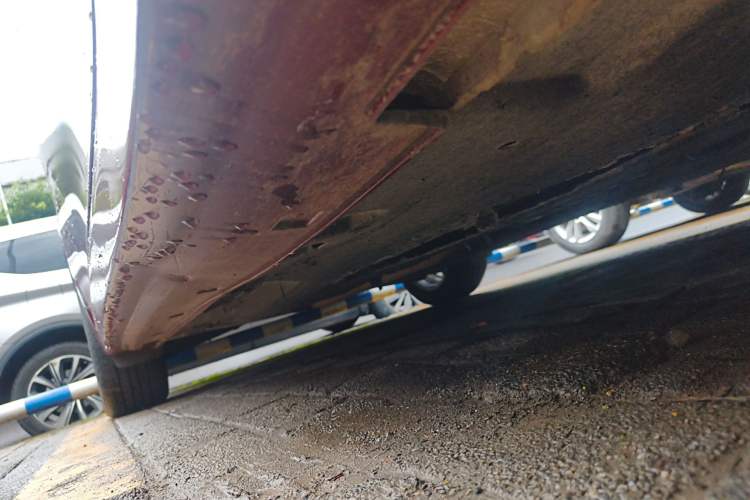 Used Kia K5 2016 1.6T Automatic LUX Right Side Sill