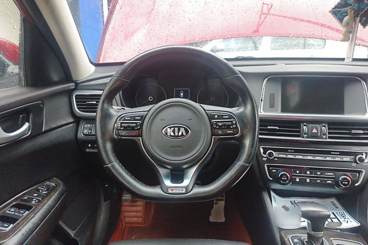 Used Kia K5 2016 1.6T Automatic LUX Steering Wheel