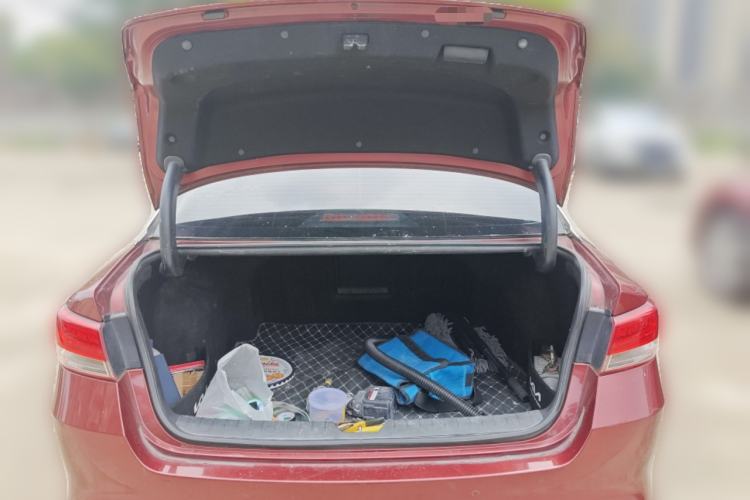Used Kia K5 2016 2.0L Automatic LUX Trunk