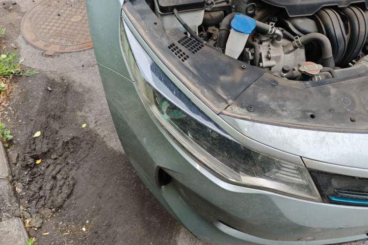 Used Kia K5 2016 2.0L Hybrid GLS Right Front Headlight
