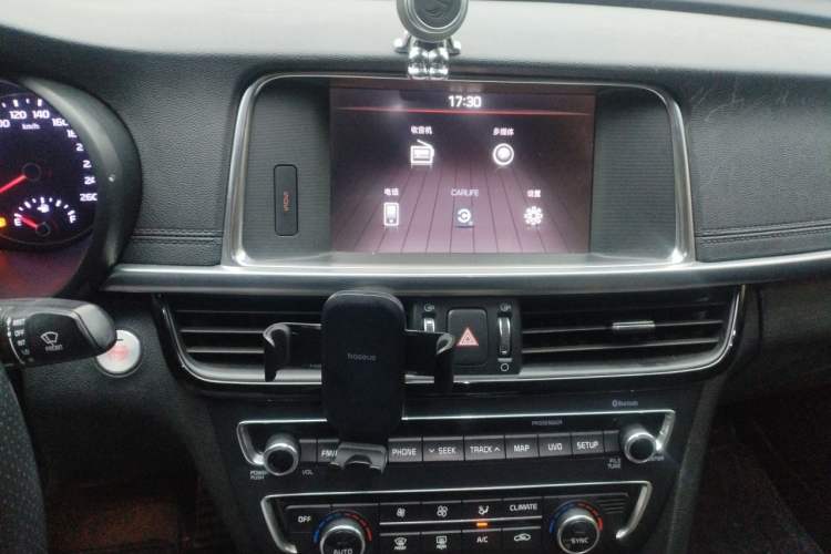 Used Kia K5 2016 1.6T Automatic LUX Audio And AC Panel