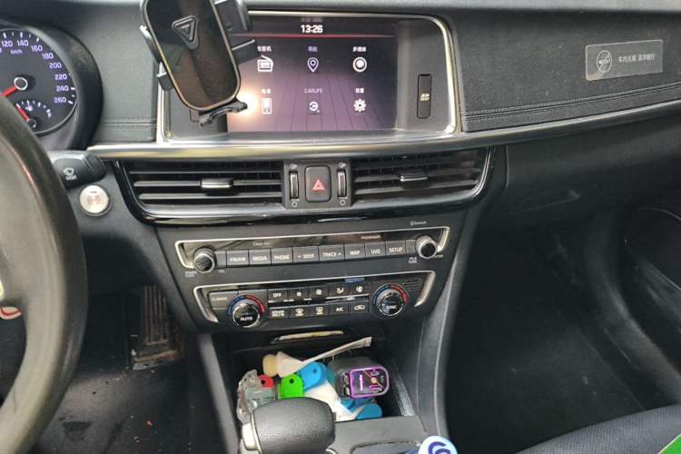 Used Kia K5 2016 2.0L Hybrid GLS Audio And AC Panel