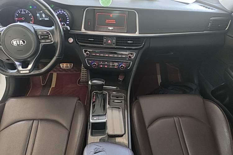 Used Kia K5 2016 1.6T Automatic LUX Audio And AC Panel