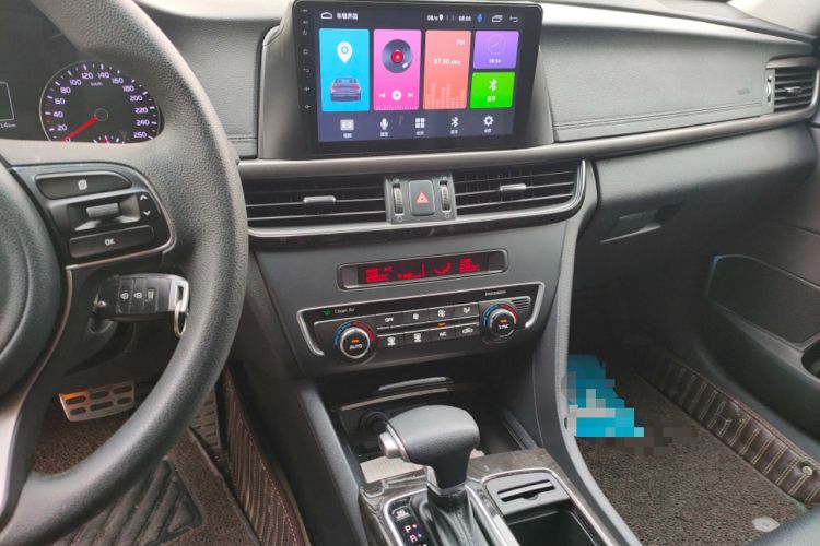 Used Kia K5 2016 2.0L Automatic GLS Audio And AC Panel