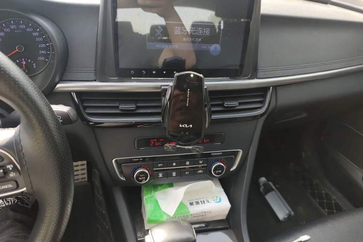 Used Kia K5 2016 2.0L Automatic LUX Audio And AC Panel