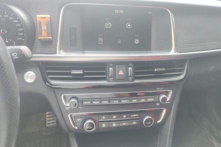 Used Kia K5 2016 1.6T Automatic LUX Audio And AC Panel