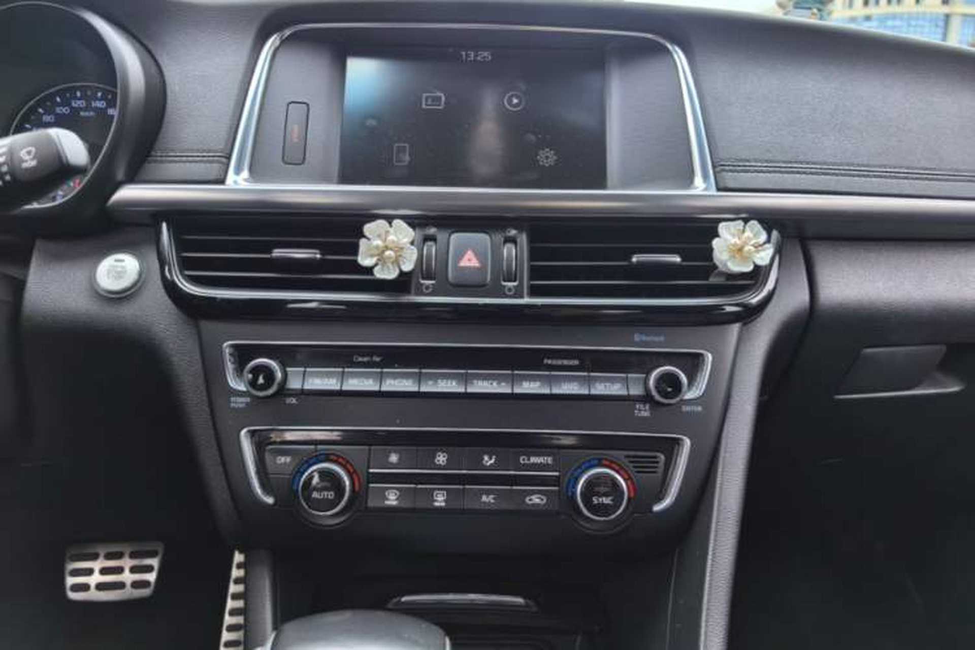 Used Kia K5 2016 1.6T Automatic LUX Audio And AC Panel