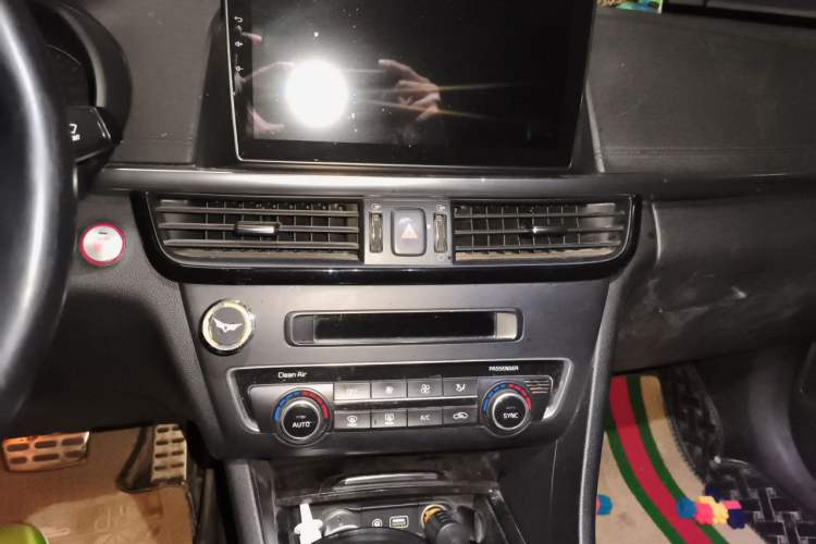 Used Kia K5 2016 2.0L Automatic LUX Audio And AC Panel