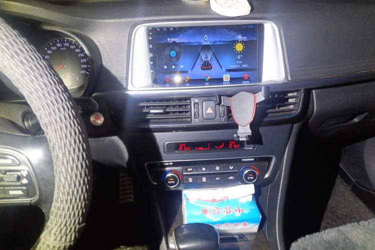 Used Kia K5 2016 2.0L Automatic LUX Audio And AC Panel