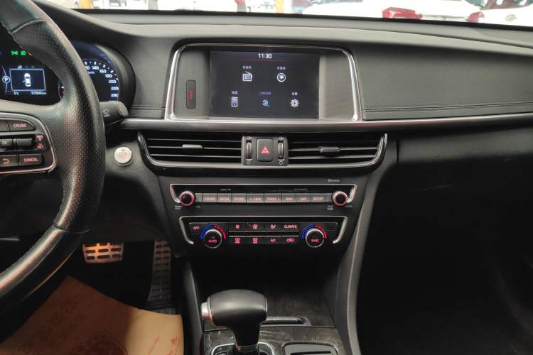 Used Kia K5 2016 1.6T Automatic LUX Audio And AC Panel