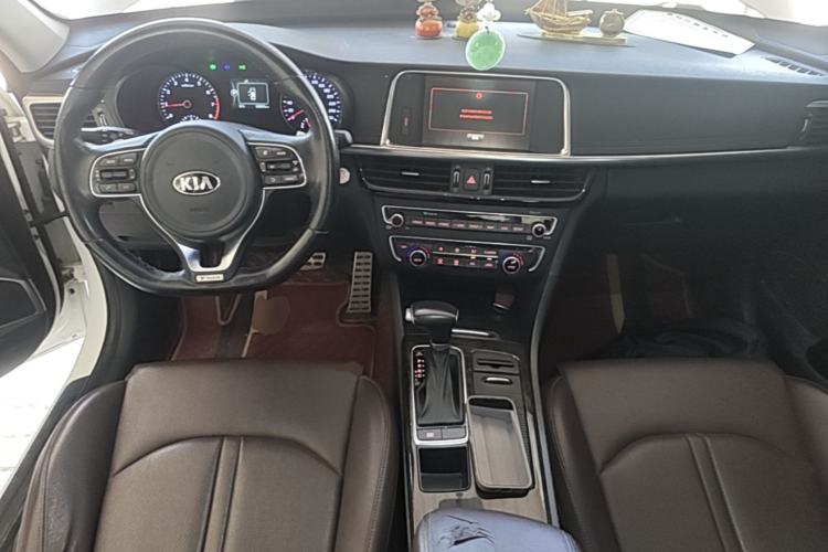 Used Kia K5 2016 1.6T Automatic LUX Center Console