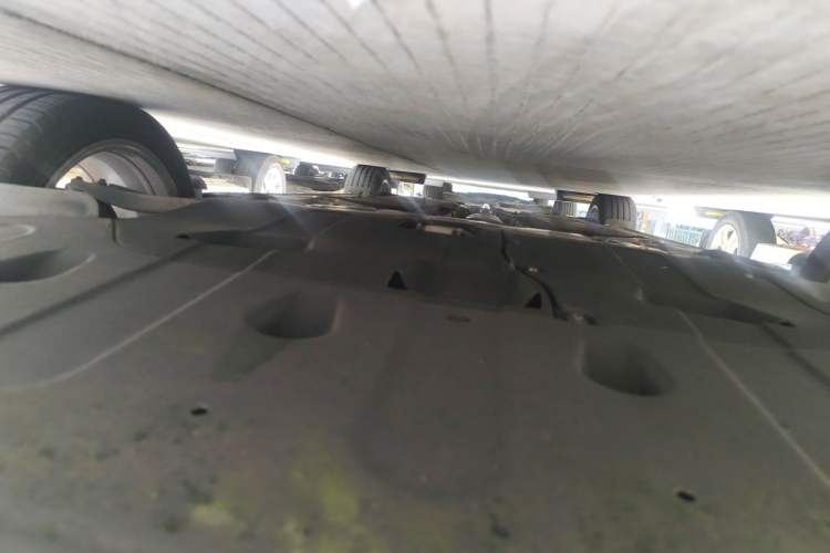 Used Kia K5 2016 2.0L Automatic LUX Chassis Front