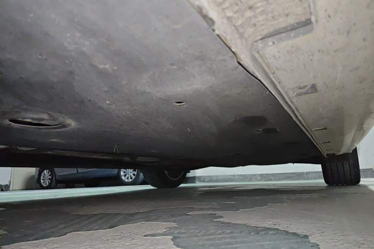 Used Kia K5 2016 2.0L Automatic LUX Chassis Front Left