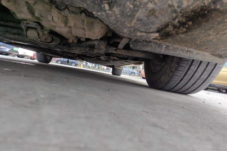 Used Kia K5 2016 2.0L Hybrid GLS Chassis Front Left
