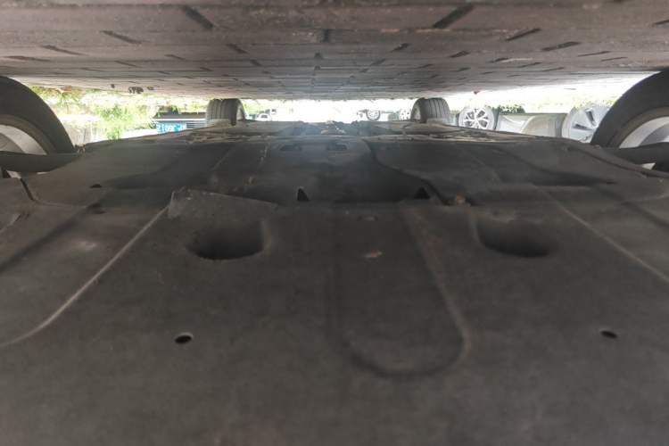 Used Kia K5 2016 1.6T Automatic LUX Chassis Front