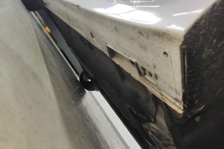 Used Kia K5 2016 2.0L Automatic GLS Chassis Front Right