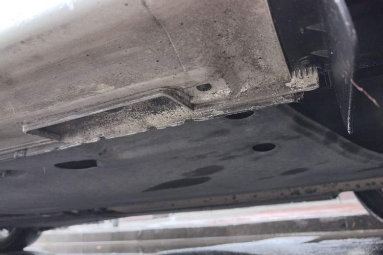 Used Kia K5 2016 2.0L Automatic LUX Chassis Rear Left
