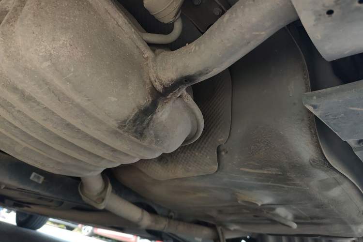 Used Kia K5 2016 2.0L Automatic LUX Chassis Rear Left