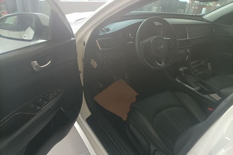Used Kia K5 2016 1.6T Automatic LUX Driver Seat
