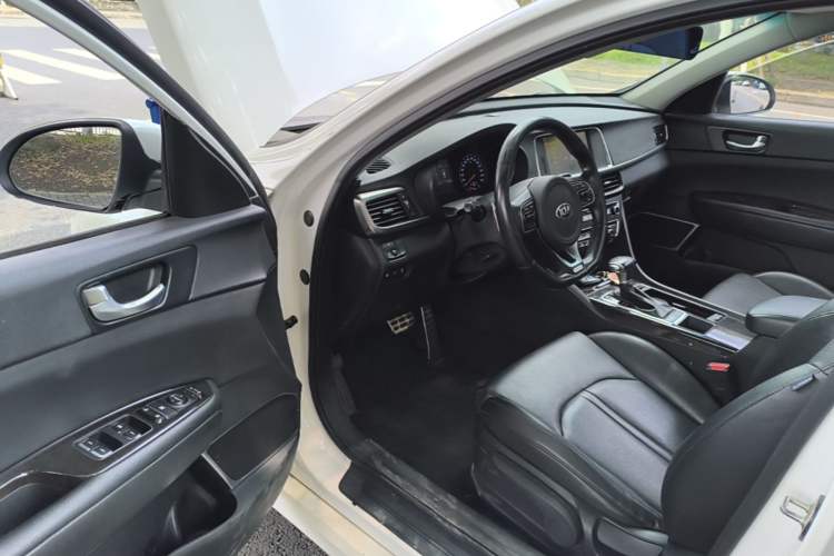 Used Kia K5 2016 1.6T Automatic LUX Driver Seat