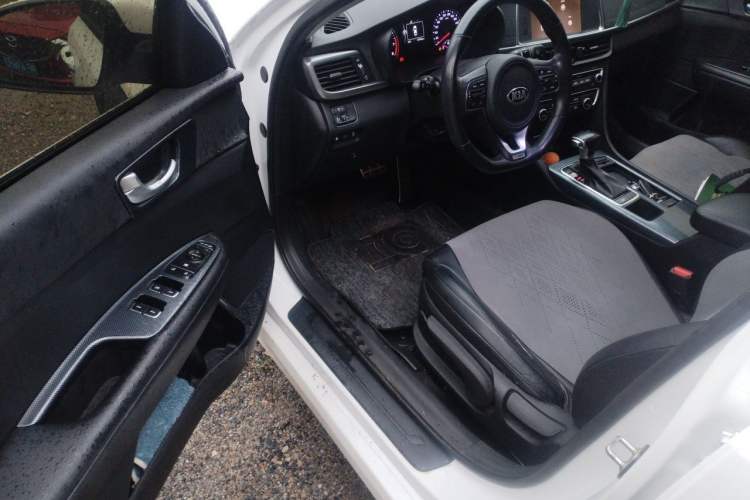 Used Kia K5 2016 1.6T Automatic LUX Driver Seat