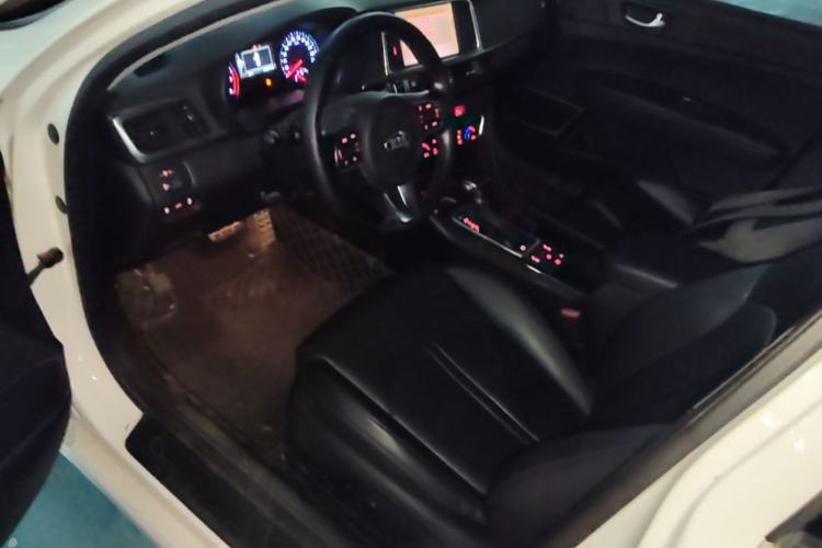 Used Kia K5 2016 2.0L Automatic LUX Driver Seat