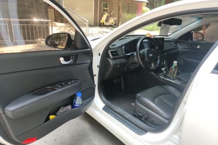 Used Kia K5 2016 2.0L Automatic LUX Driver Seat