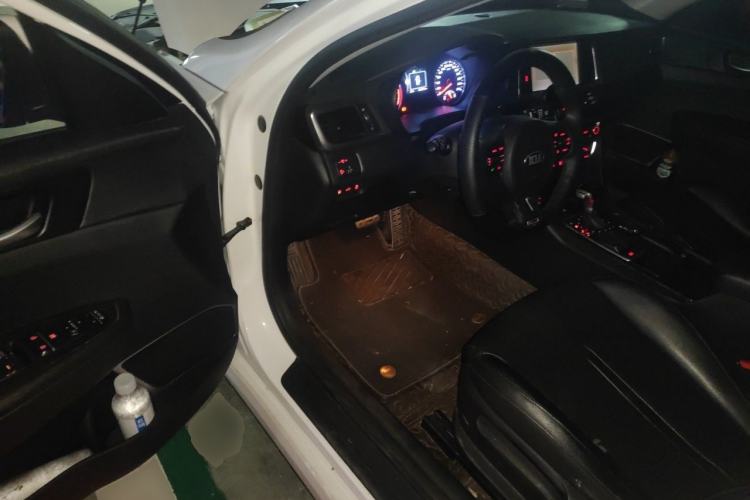 Used Kia K5 2016 1.6T Automatic LUX Driver Seat