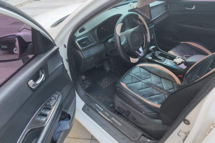 Used Kia K5 2016 2.0L Automatic LUX Driver Seat