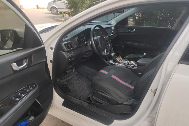 Used Kia K5 2016 1.6T Automatic LUX Driver Seat
