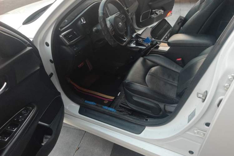 Used Kia K5 2016 1.6T Automatic LUX Driver Seat