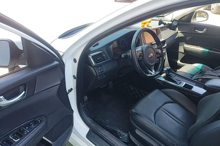 Used Kia K5 2016 1.6T Automatic LUX Driver Seat