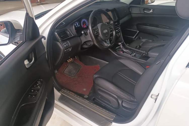 Used Kia K5 2016 1.6T Automatic LUX Driver Seat