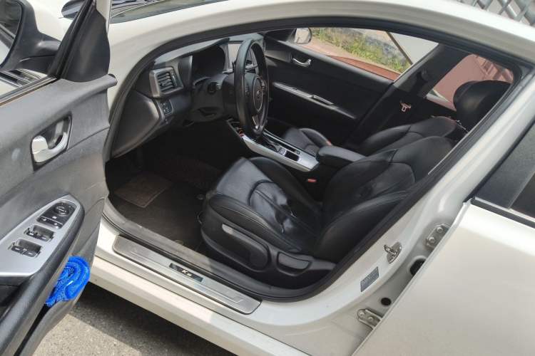 Used Kia K5 2016 2.0L Automatic GL Driver Seat