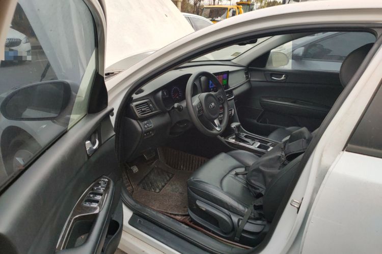 Used Kia K5 2016 2.0L Automatic GLS Driver Seat