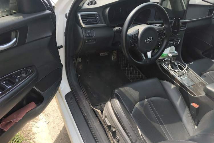 Used Kia K5 2016 2.0L Automatic LUX Driver Seat