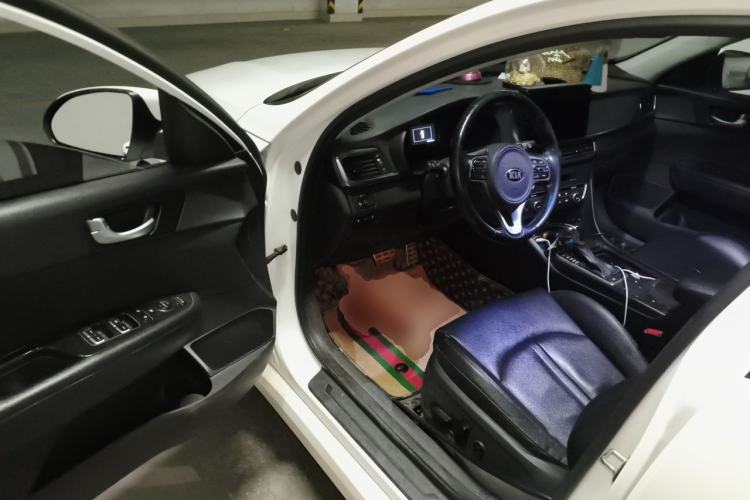 Used Kia K5 2016 2.0L Automatic LUX Driver Seat