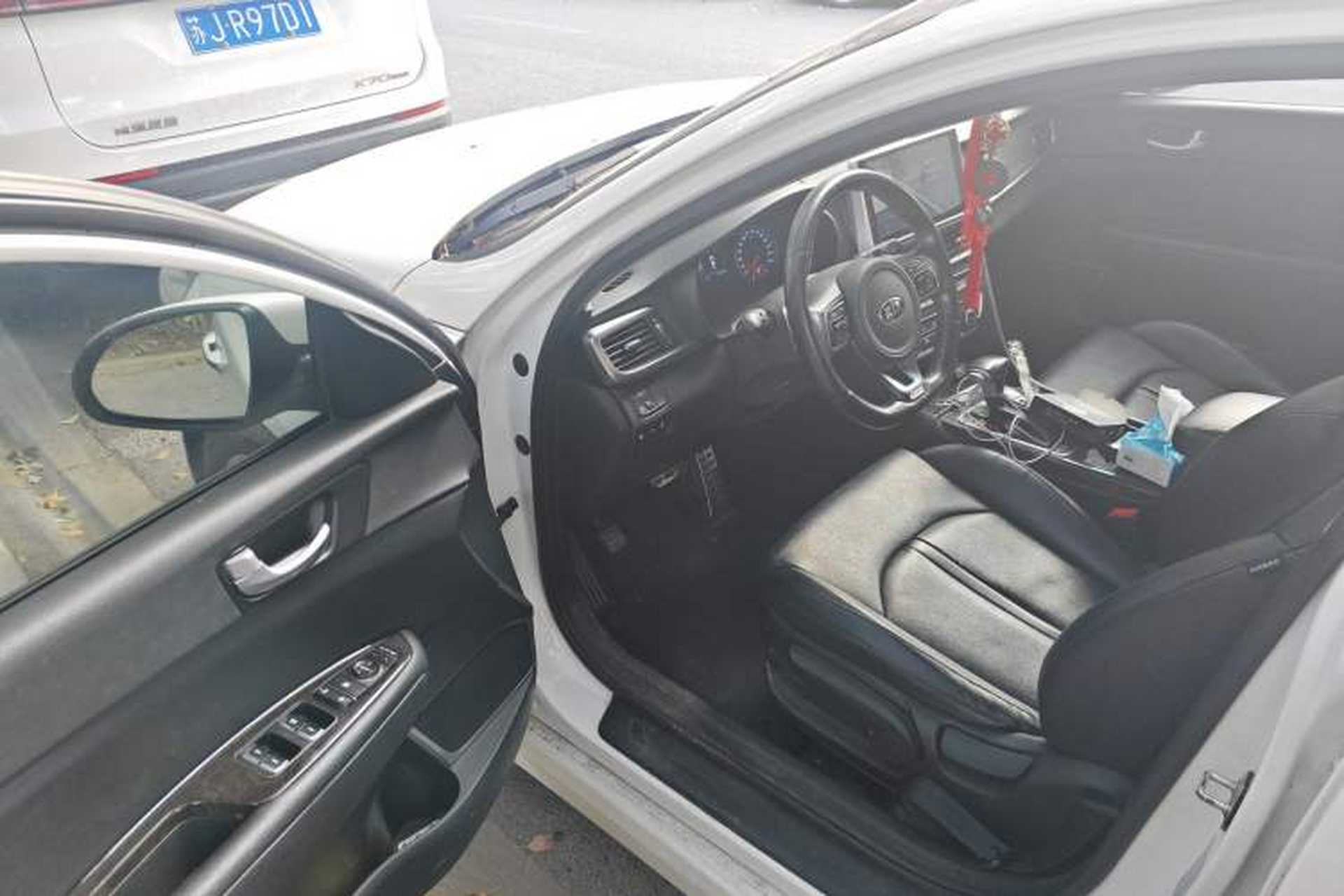 Used Kia K5 2016 1.6T Automatic LUX Driver Seat