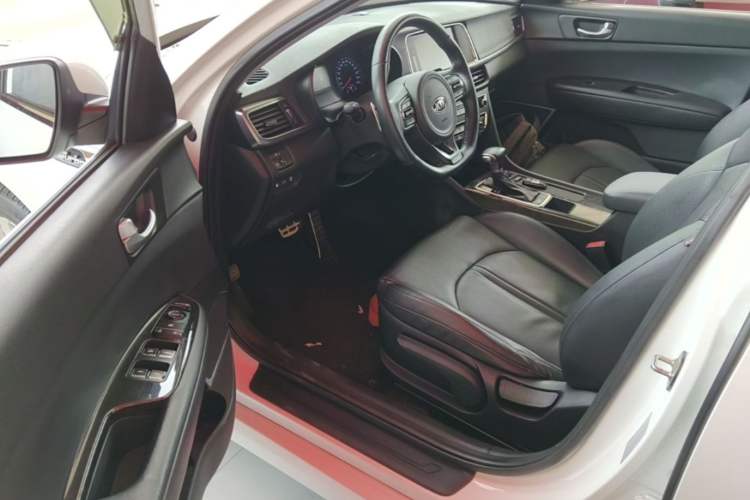 Used Kia K5 2016 1.6T Automatic LUX Driver Seat