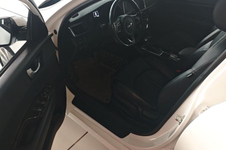 Used Kia K5 2016 1.6T Automatic LUX Driver Seat
