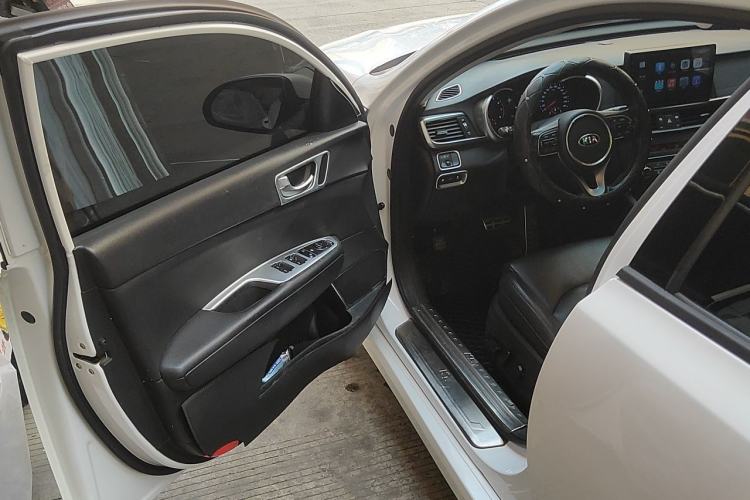 Used Kia K5 2016 2.0L Automatic LUX Driver Seat
