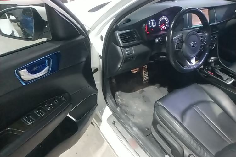 Used Kia K5 2016 1.6T Automatic LUX Driver Seat