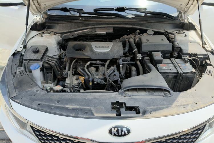 Used Kia K5 2016 1.6T Automatic LUX Engine Bay
