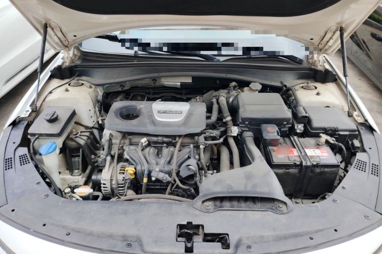 Used Kia K5 2016 1.6T Automatic LUX Engine Bay
