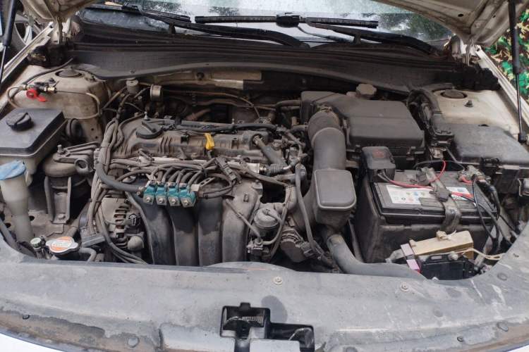 Used Kia K5 2016 2.0L Automatic GL Engine Bay
