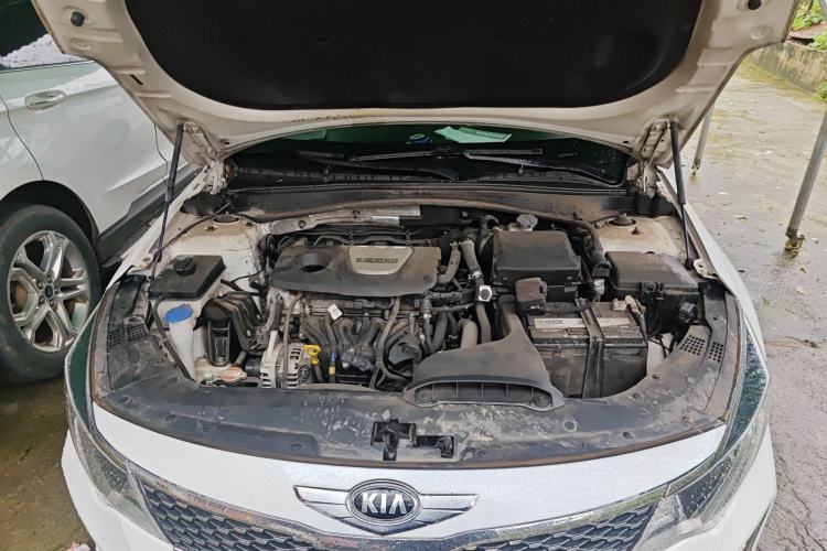 Used Kia K5 2016 1.6T Automatic LUX Engine Bay