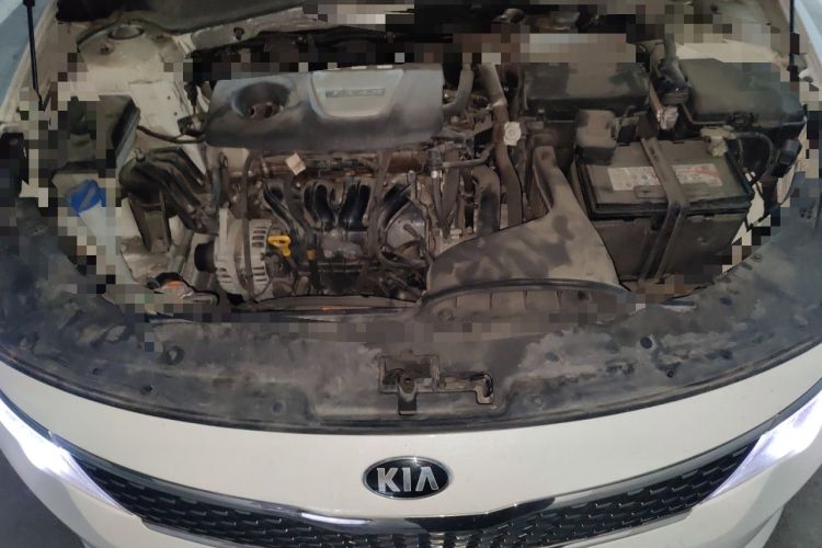 Used Kia K5 2016 1.6T Automatic LUX Engine Bay